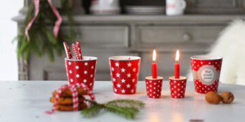 Geschirr für die Weihnachtstafel