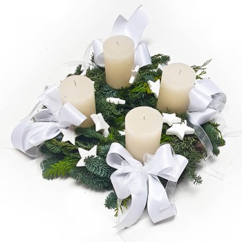 Adventkranz mit Sternen weiß / creme